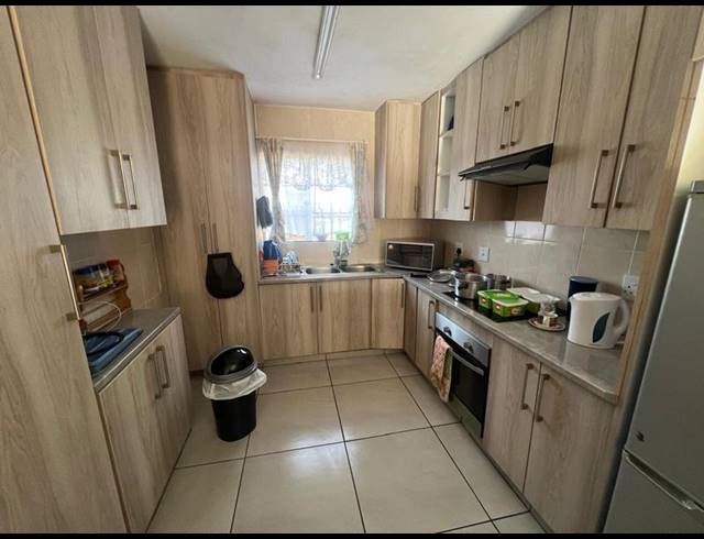 2 BEDROOM APARTMENT FOR SALE IN HELIKONPARK